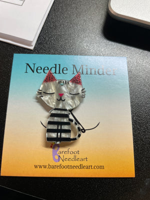 Kitty Needle Minder